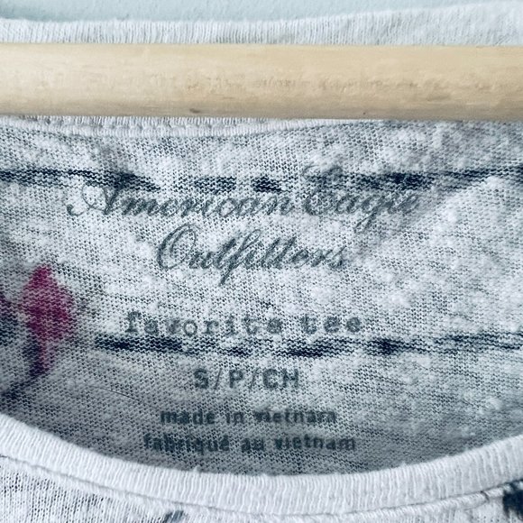 American Eagle White Floral Striped Shirt - Picture 5 of 6